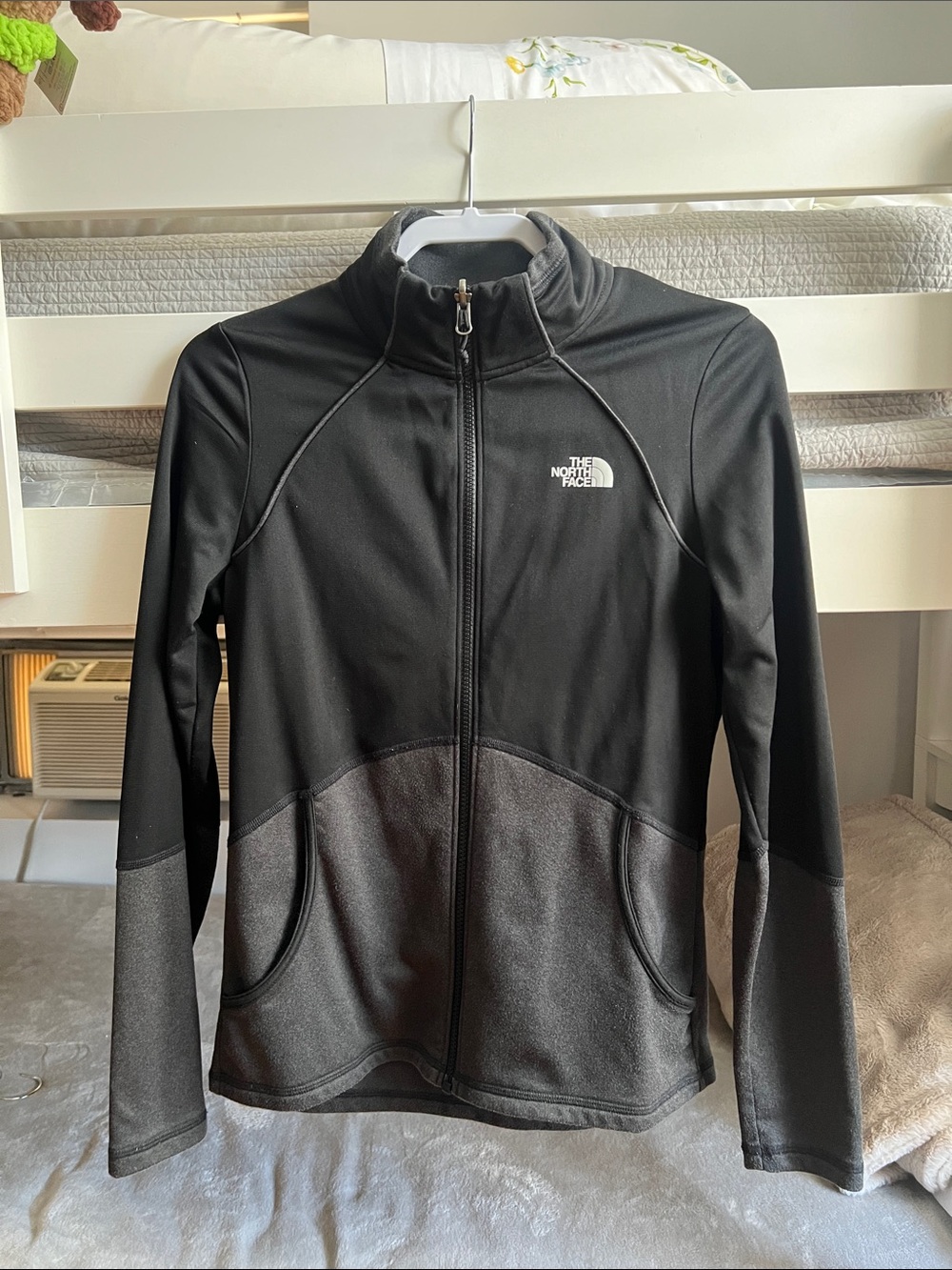 The North Face Women's Black Two-Tone Full-Zip Utility Jacket